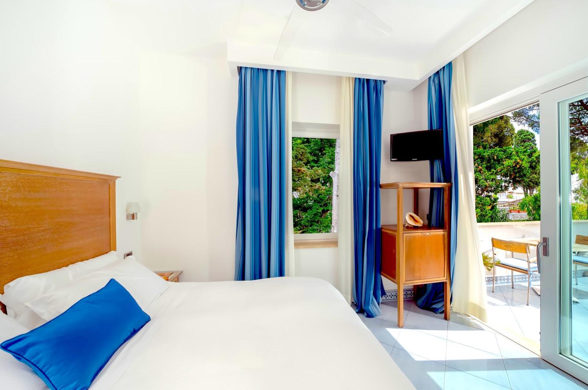 Hotel La Floridiana กาปรี ภายนอก รูปภาพ